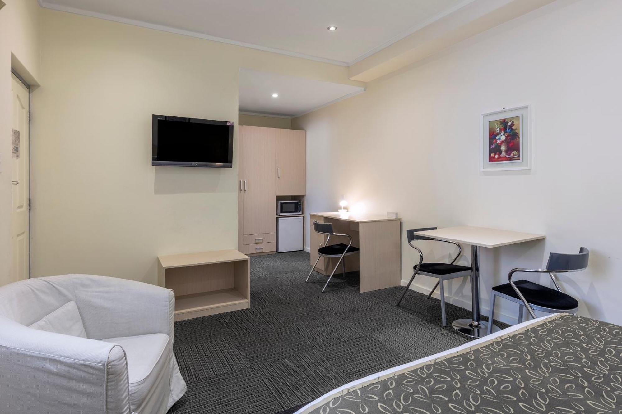 Adelaide Granada Motor Inn Buitenkant foto