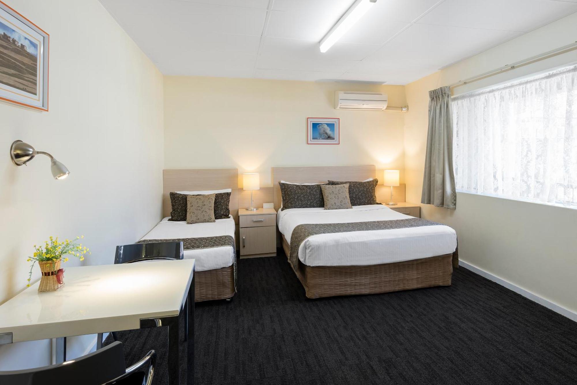 Adelaide Granada Motor Inn Buitenkant foto
