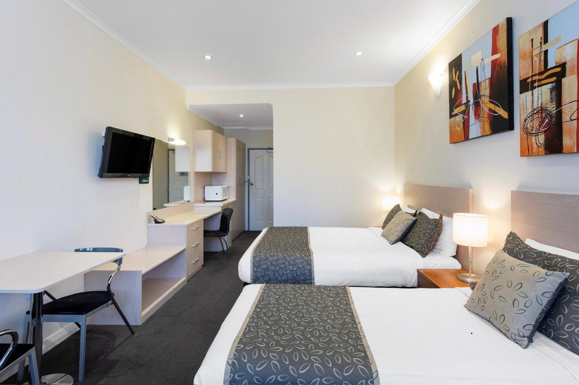 Adelaide Granada Motor Inn Buitenkant foto