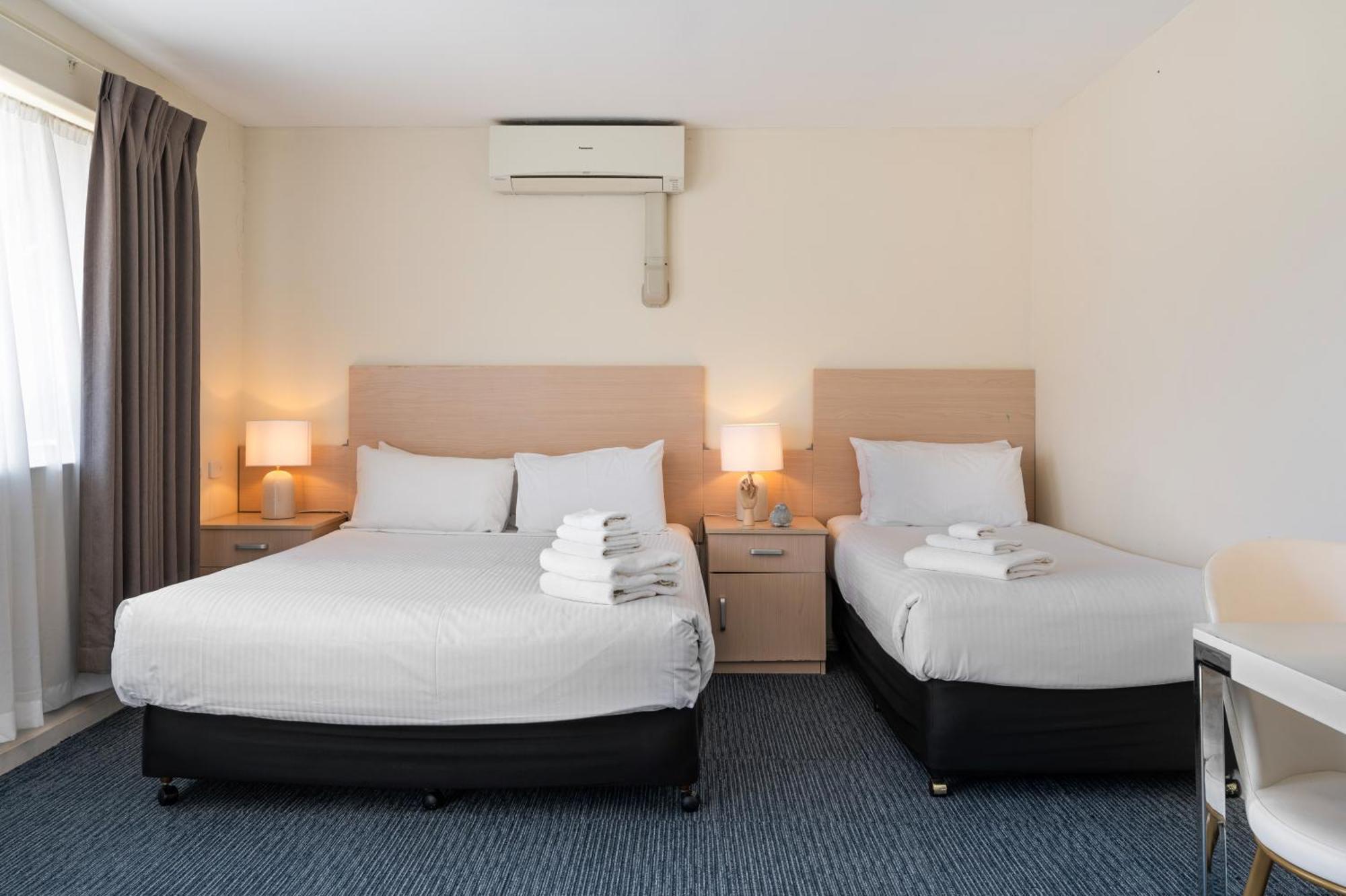 Adelaide Granada Motor Inn Buitenkant foto